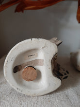 Load image into Gallery viewer, Vintage farmhouse Rooster &amp; Hen Chicken Salt and Pepper Shakers - Set of 2 - Made in Japan

