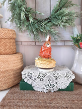 Load image into Gallery viewer, Vintage 1985 Schmid Beatrix Potter Poorly Peter Rabbit Twirling Music Ceramic Figurine - The Tale of Benjamin Button

